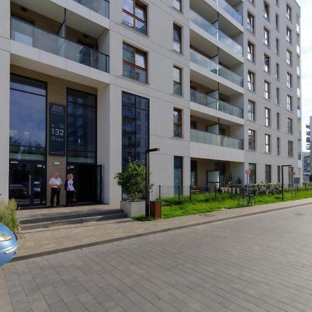 Hello Apartments Zajezdnia Wrzeszcz With Private Parking Gdańsk Kültér fotó